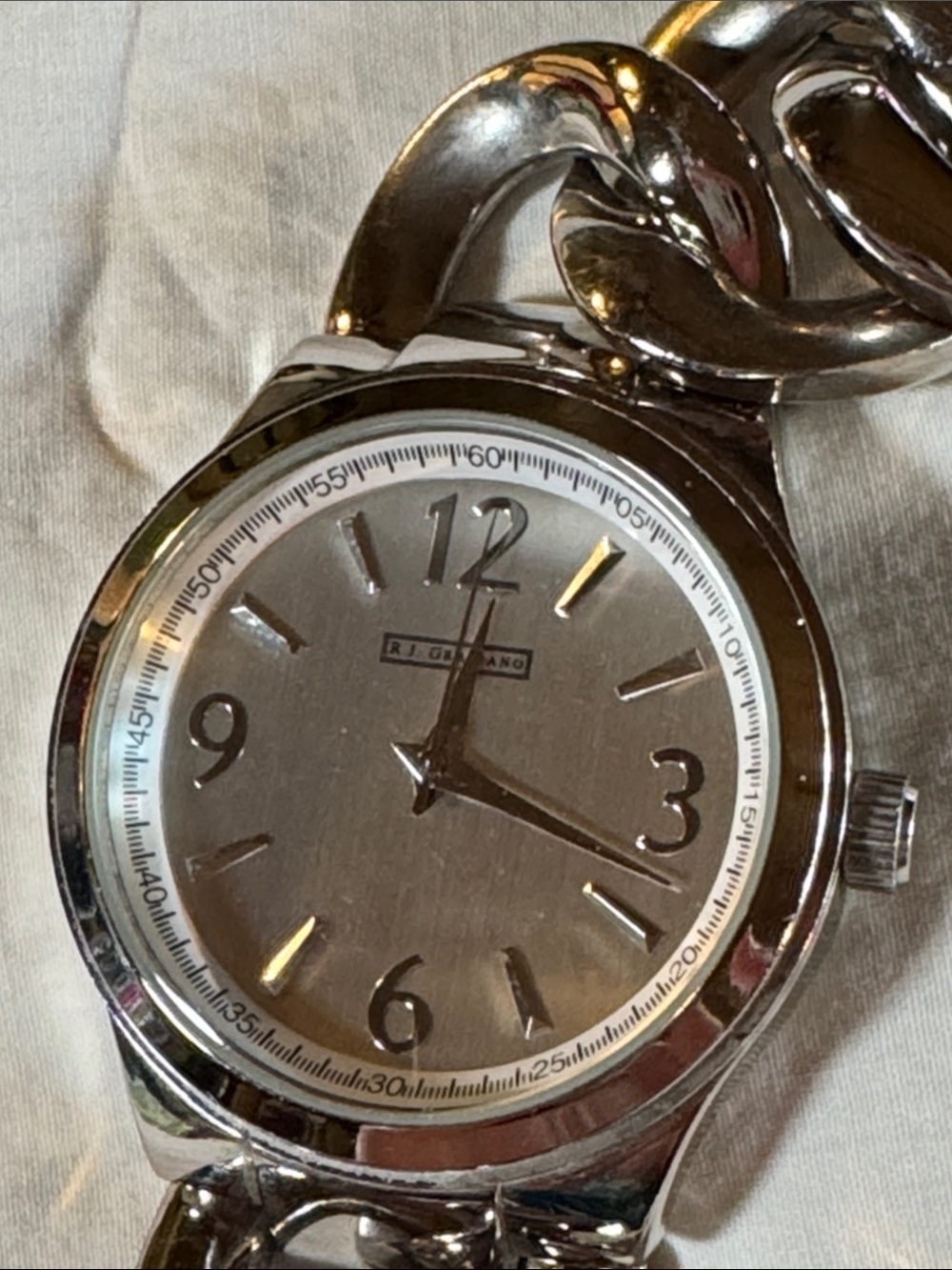 RJ Graziano Watch Womens 8” Wrist Silver Chain-Link Unisex Watch - Picture 2 of 5